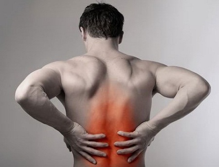  triệu chứng viêm bàng quang qua cảm giác đau lưng nhẹ